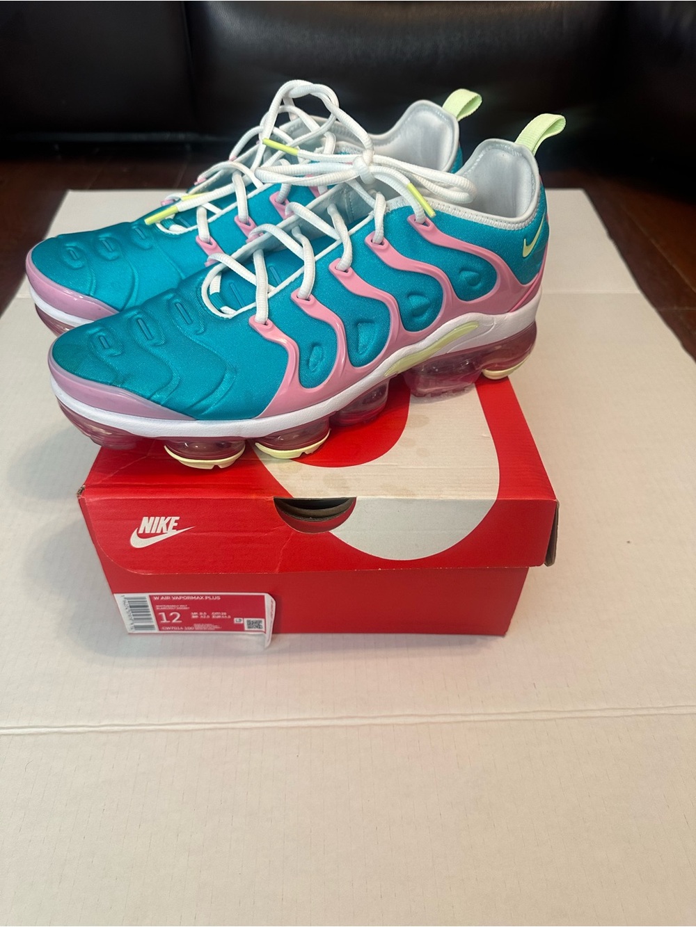 Nike Air VaporMax Plus Easter Size 12